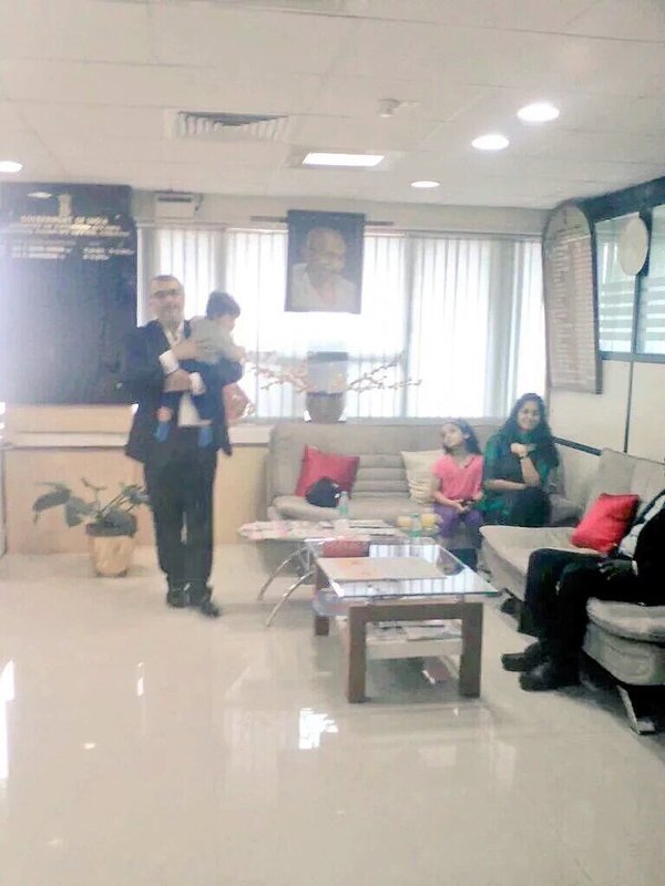 South Indian Actor Thala Ajith with his son Aadvik at Passport office. Thala Ajith,Ajith,Kutty Thala,Ajith son Aadvik,Aadvik,Aadhvik Ajith,Shalini Kumar,Shalini ajith,Anoushka Kumar,ajith daughter Anoushka Kumar,Anoushka,Ajith son aadvik,Ajith son aadvik photos,Aadhvik pictures,Shalini ajith baby aadvik,Ajith kumar son,Aadvi