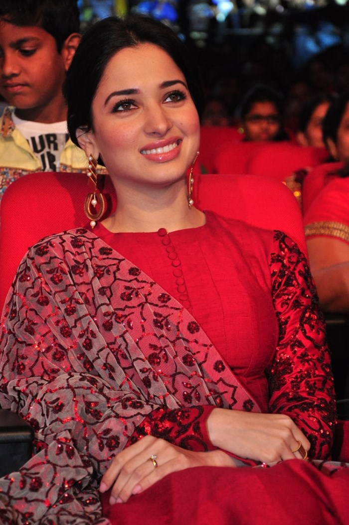 Bellamkonda Srinivas's second film 'Speedunnodu' audio launch held at Shilpa Kala Vedika on 22 January 2016. Speedunnodu Audio Launch,Speedunnodu,Bellamkonda Srinivas,Tamannaah,Catherine Tresa,Rakul Preet Singh,Speedunnodu Audio Launch pics,Speedunnodu Audio Launch images,Speedunnodu Audio Launch photos,Speedunnodu Audio Launch stills,Speedunnodu Audio Launch pi
