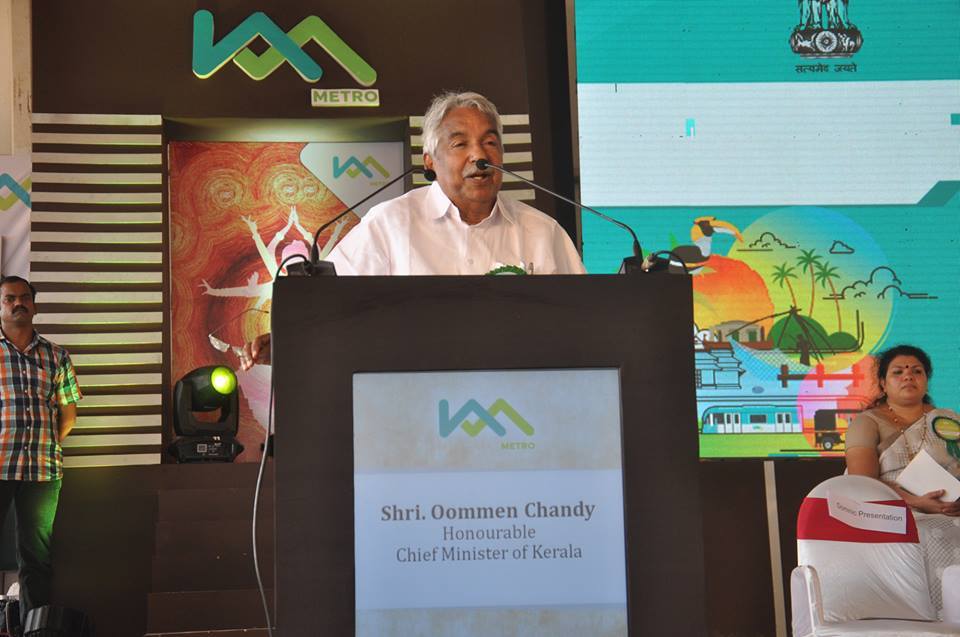 Kerala Chief Minister Oommen Chandy flagged off the first test run of Kochi Metro Rail at Muttom railway yard in Aluva on Saturday, 23 January. Kochi metro rail limited,kochi metro rail,kochi metro rail test run,kochi metro test run,metro test run,kochi metro oommen chandy,oommen chandy flags off kochi metro