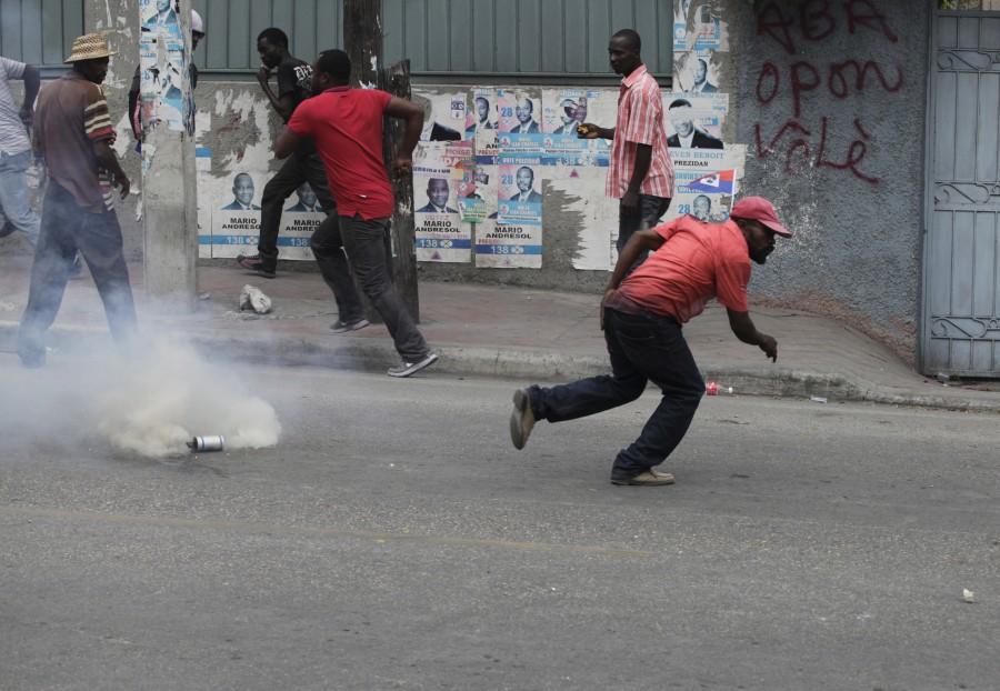 Haiti called off its presidential election on Friday, two days before it was due, over concerns of escalating violence. Haiti,presidential election,violence erupts,violence,Haiti violence,Pierre Louis Opont,Haiti's electoral council