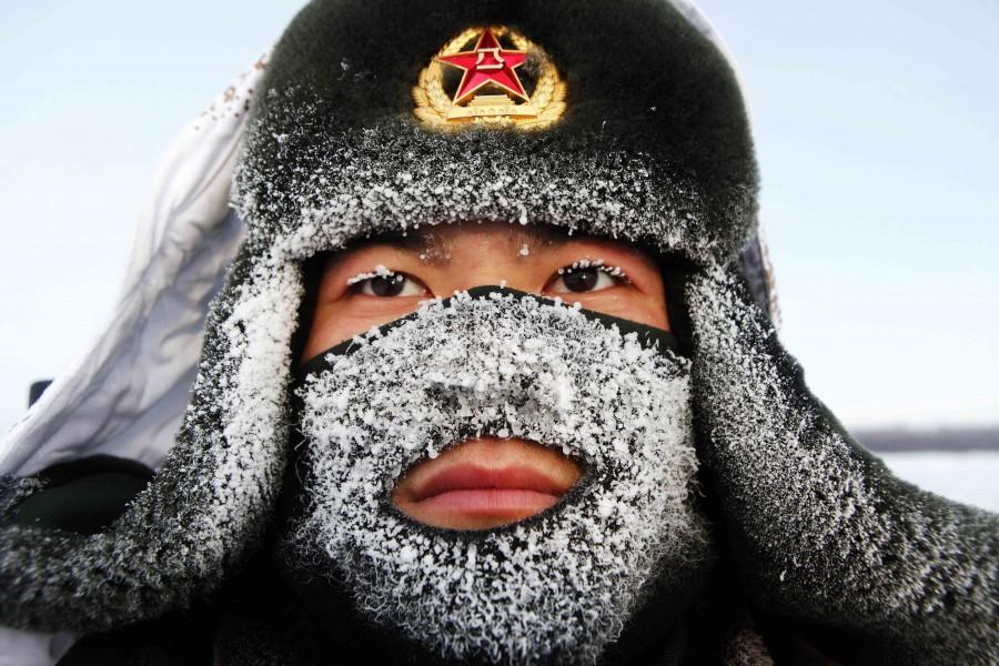China's military trains in frigid weather to create a soldier for all seasons. China's winter soldiers,winter soldiers,Soldiers of China,soldiers,China soldiers,soldiers training,soldiers training in china,china soldiers training