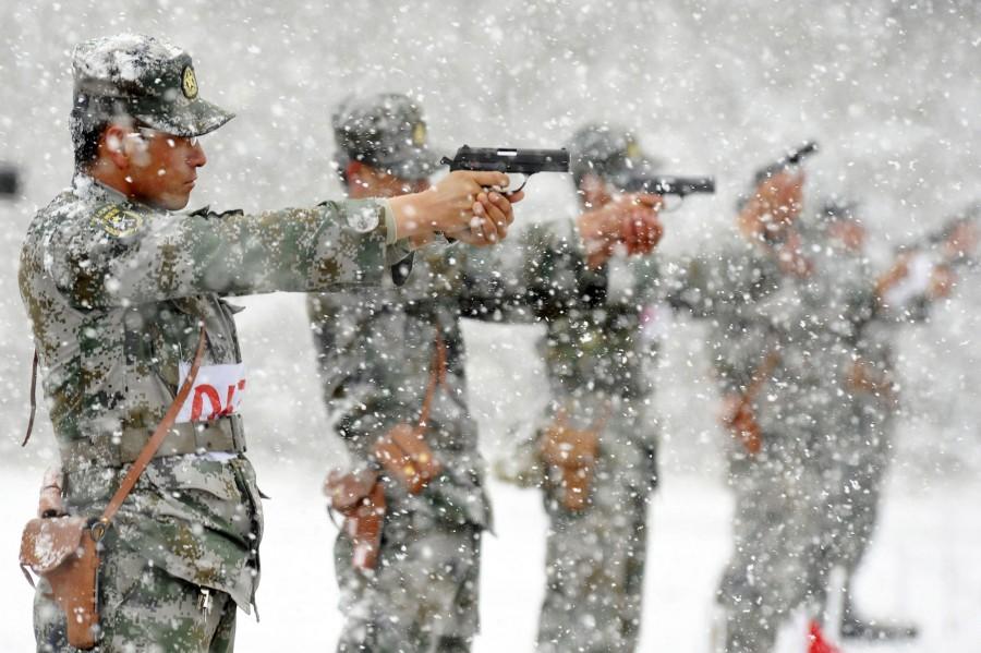 China's military trains in frigid weather to create a soldier for all seasons. China's winter soldiers,winter soldiers,Soldiers of China,soldiers,China soldiers,soldiers training,soldiers training in china,china soldiers training