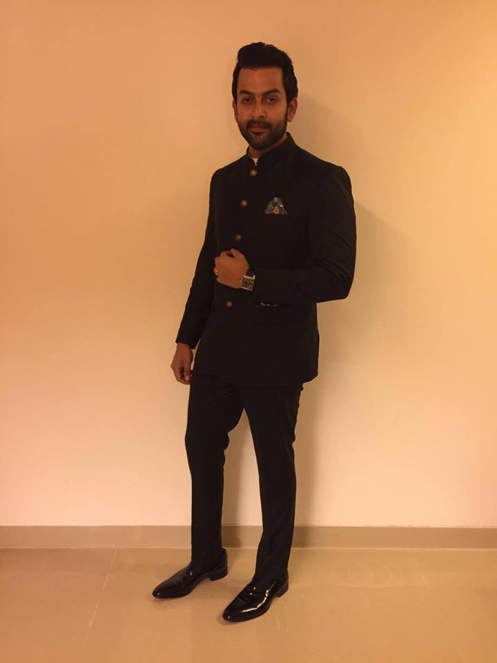 Prithviraj Sukumaran's 'Ennu Ninte Moideen' and Nivin Pauly's 'Premam' bagged many awards during the recently concluded IIFA Utsavam 2016. IIFA Malayalam,IIFA Mollywood awards,IIFA Utsavam Malayalam winners,Prithviraj Sukumaran IIFA,ennu ninte moideen,premam,celebs at IIFA utsavam