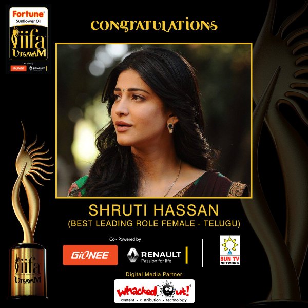 Telugu movie Srimanthudu, Baahubali, and Kannada movie 'Rangitaranga' win laurels at IIFA Utsavam. Srimanthudu,mahesh babu,Rangitaranga,Baahubali,S.S. Rajamouli,Shruti Haasan,Ramya Krishnan,Rana Daggubati,Vennela Kishore,IIFA Utsavam,IIFA Utsavam day 2,IIFA Utsavam winners,IIFA Utsavam Telugu winners,IIFA Utsavam kannada winners