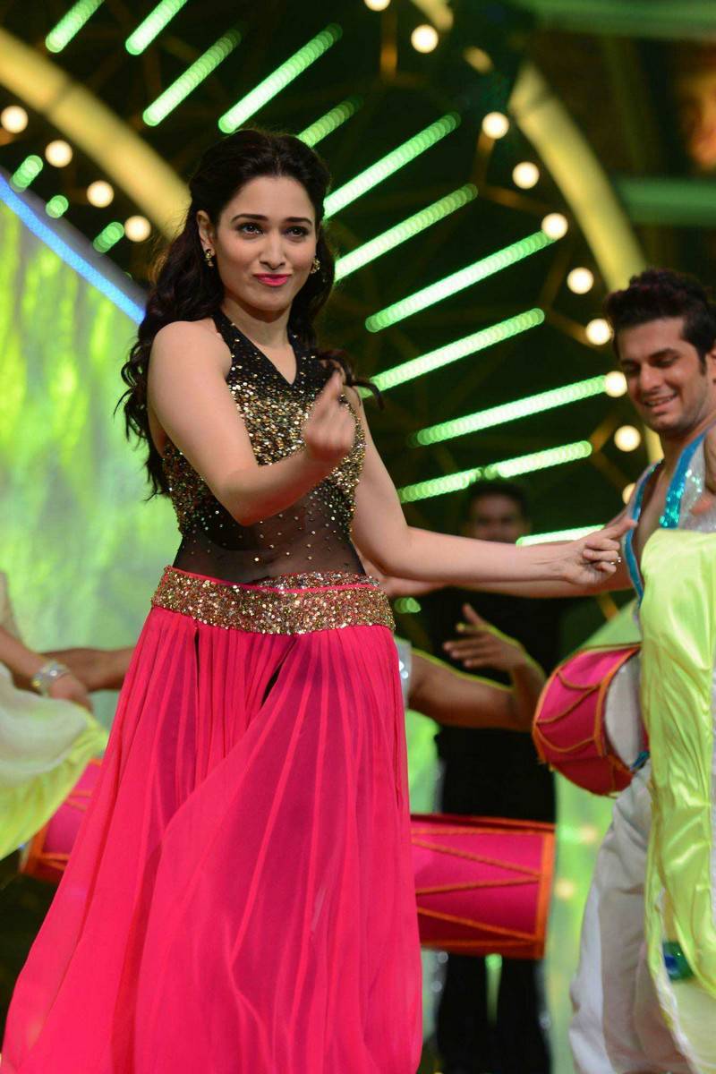South Indian Actress Tamanna's dance Performance at IIFA 2016. Tamanna,tamannaah,Tamannaah Bhatia,Tamanna's dance,Tamanna's dance Performance at IIFA Utsavam Awards 2016,Tamanna at IIFA Utsavam Awards 2016,Tamanna at IIFA Utsavam Awards,IIFA Utsavam Awards 2016,IIFA Utsavam Awards,IIFA Utsavam Awards day 2