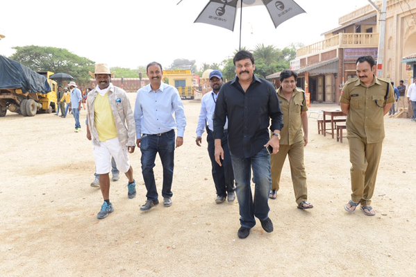 Mega Star Chiranjeevi on the sets of Pawan Kalyan's Sardaar Gabbar Singh. Sardaar Gabbar Singh,Pawan Kalyan,Chiranjeevi,Chiranjeevi meets Pawan Kalyan,Pawan Kalyan meets Chiranjeevi,Sardaar Gabbar Singh sets,Mega Star Chiranjeevi,Sardaar Gabbar Singh on the sets,Chiranjeevi at Sardaar Gabbar Singh sets