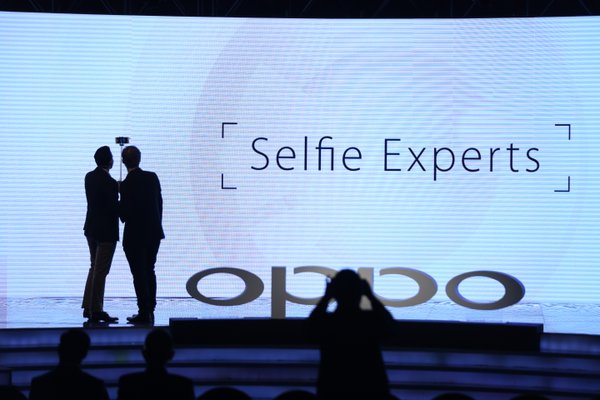 Sky Li, Oppo global vice president and managing director for International Mobile Business, launching a new mobile phone series focused on selfie-driven cameras. Oppo,Oppo selfies,Oppo mobile,selfie-driven cameras,Oppo launches phones made for 'selfies',Oppo launches selfies,Sonam Kapoor,selfie-driven F series,Oppa f Series