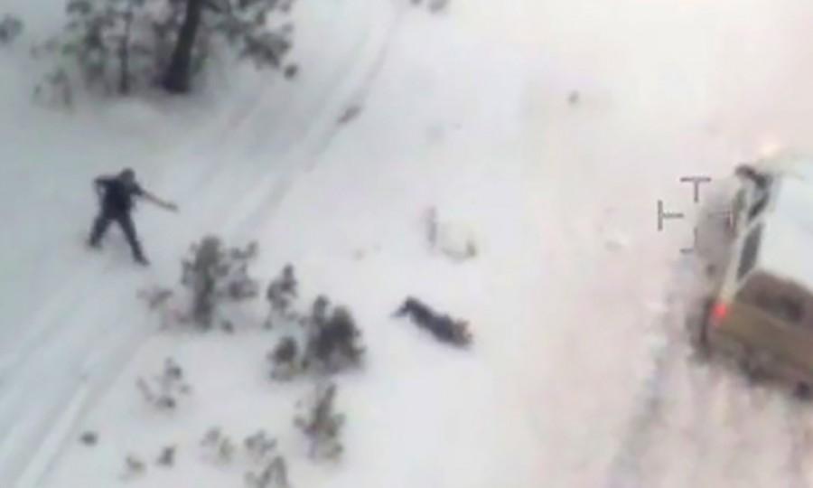 The FBI releases grainy aerial video of Tuesday's deadly roadside encounter with the occupiers. Oregon standoff,Standoff in Oregon,Standoff Oregon,deadly roadside encounter,FBI,FBI releases,deadly encounter