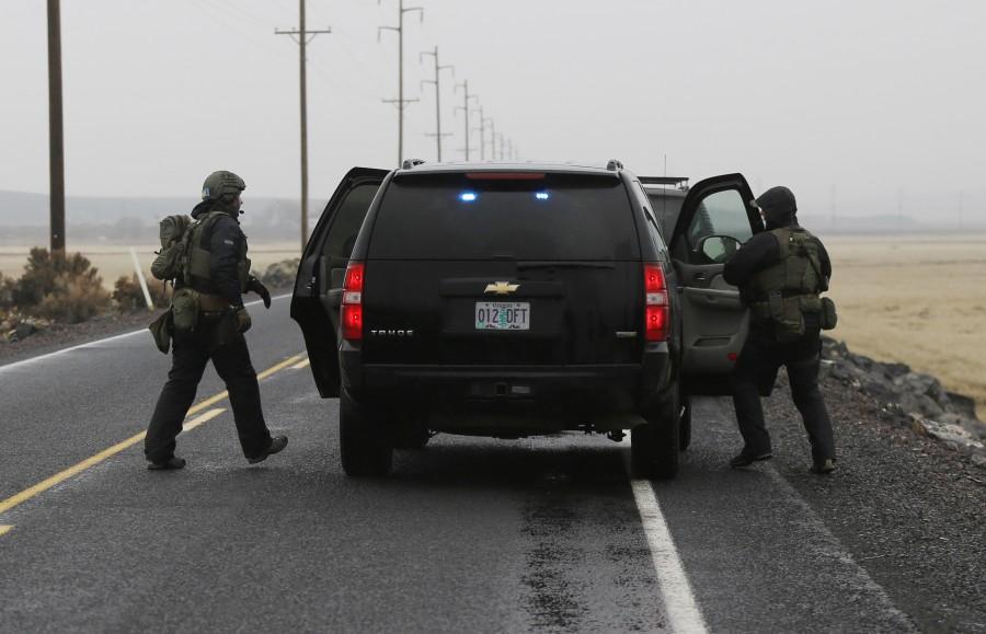 The FBI releases grainy aerial video of Tuesday's deadly roadside encounter with the occupiers. Oregon standoff,Standoff in Oregon,Standoff Oregon,deadly roadside encounter,FBI,FBI releases,deadly encounter