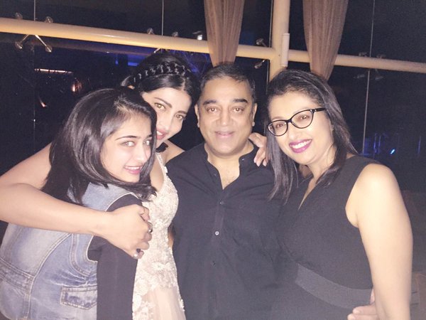 Actress Shruti Haasan, who turned 30 on 28 January, celebrated her birthday with father Kamal Haasan and close friends in Chennai. Kamal Haasan,Tamannaah,Shruthi Hassan Birthday Celebration,Kamal Haasan at Shruthi Hassan Birthday Celebration,Tamannaah at Shruthi Hassan Birthday Celebration,Shruthi Hassan,Shruthi Hassan Birthday Celebration pics,Shruthi Hassan Birthday Celebration ima
