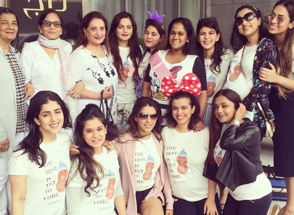 Here are some of the cutest pictures from Arpita Khan Sharma's surprise baby shower. Salman Khan,Arpita Khan Sharma baby shower,Arpita Khan Sharma,Arpita Khan Sharma baby shower pics,Arpita Khan Sharma baby shower images,Arpita Khan Sharma baby shower photos,Arpita Khan Sharma baby shower stills,Arpita Khan Sharma baby shower pictures,Arp