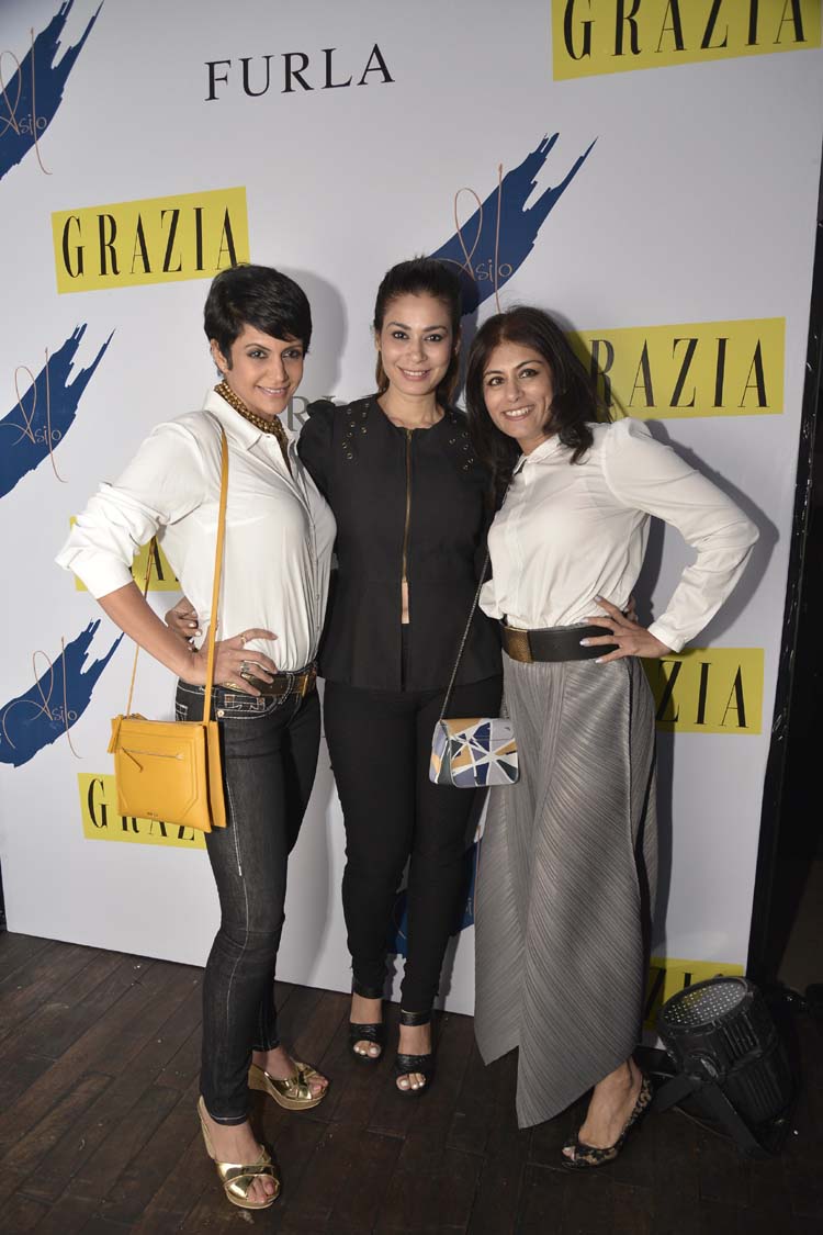 Mandira Bedi, Shaheen Abbas & Deepika Gehani lr at Italian brand India exclusive bag launch. Italian brand,Italian brand launches India exclusive bag,India exclusive bag,Mandira Bedi,Shaheen Abbas,Deepika Gehani lr,Italian lifestyle brand Furla,brand Furla