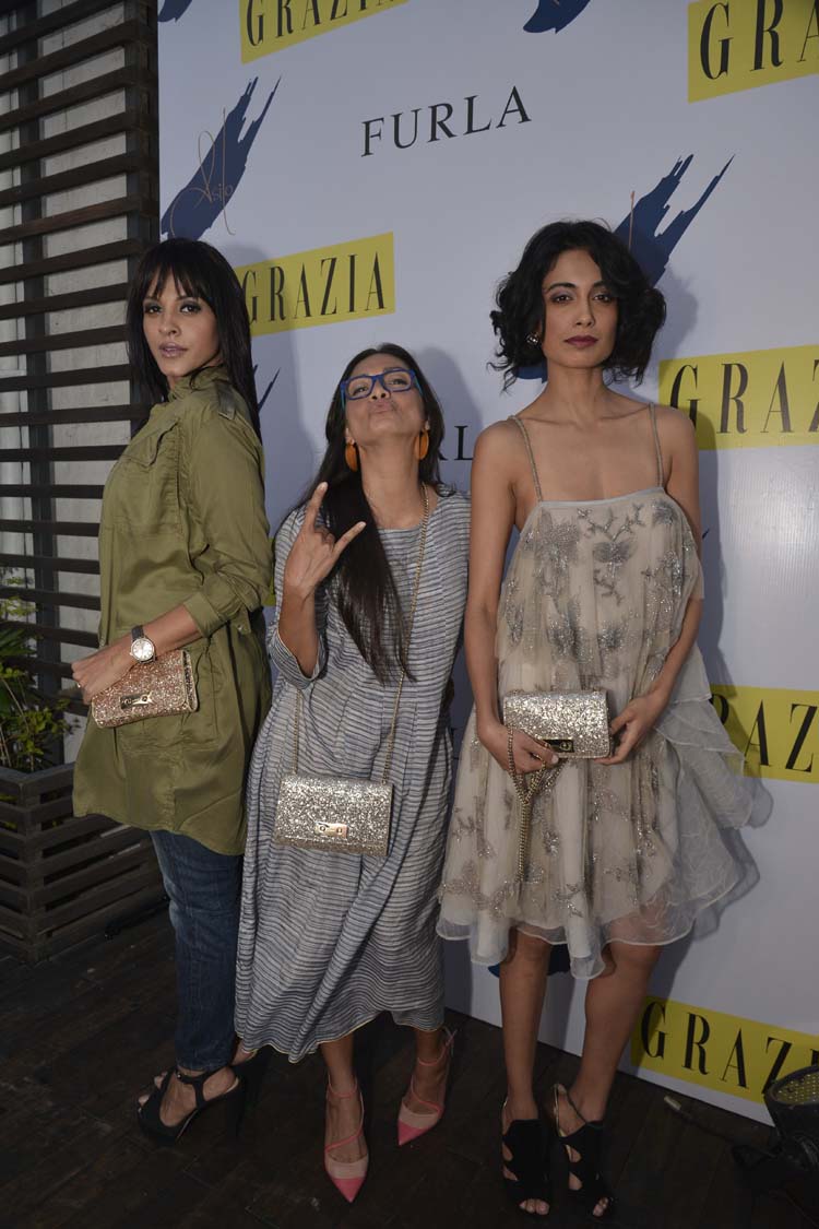 Mandira Bedi, Shaheen Abbas & Deepika Gehani lr at Italian brand India exclusive bag launch. Italian brand,Italian brand launches India exclusive bag,India exclusive bag,Mandira Bedi,Shaheen Abbas,Deepika Gehani lr,Italian lifestyle brand Furla,brand Furla