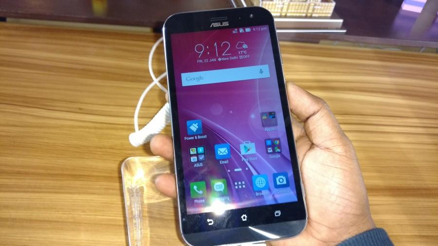 Asus Zenfone Zoom is claimed to be the world's slimmest smartphone to boast 3X Optical Zoom feature Asus Zenfone Zoom,Zenfone Zoom
