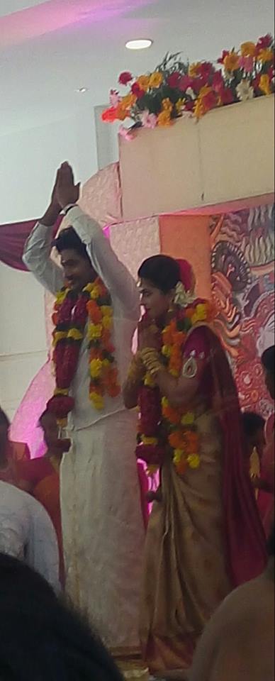 Actress Devika Madhavan (Sruthi Nair) and actor Aditya Anbu got married on 1 February in the presence of their close friends and family. Devika Madhavan,Devika Madhavan wedding,actress Sruthi Nair wedding,Aditya Anbu,Aditya Anbu wedding,Aditya Anbu weds Sruthi Nair,Aditya Anbu marries Devika Madhavan