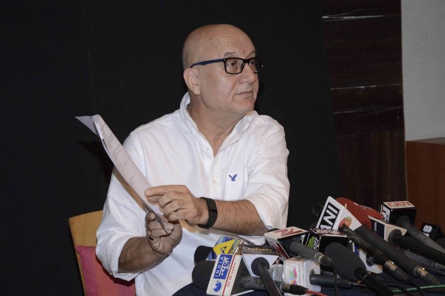 Veteran actor Anupam Kher on Tuesday said he was Anupam Kher,actor Anupam Kher,Veteran actor Anupam Kher,Pakistan denying visa,Anupam Kher on Pakistan denying visa,Pakistan denies visa to Anupam Kher,Visa Denied