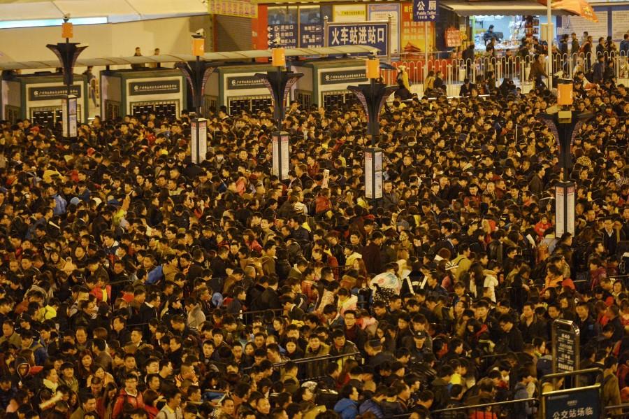 More than 50,000 passengers were stranded at China's Guangzhou railway station. 50,000 passengers,China railway station,Guangzhou railway station,Guangzhou,50000 passengers,China's Guangzhou railway station