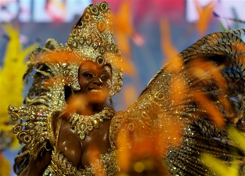 Hundreds and thousands of visitors head for the Carnival in Sao Paulo every year, not just to party but also to experience true Afro-Brazilian culture. Sao Paulo Carnival Celebrations,Sao Paulo Carnival,Carnival Celebrations 2016,Carnival Celebrations,Afro-Brazilian culture,Afro-Brazilian,Carnival in Sao Paulo,Carnival Sao Paulo