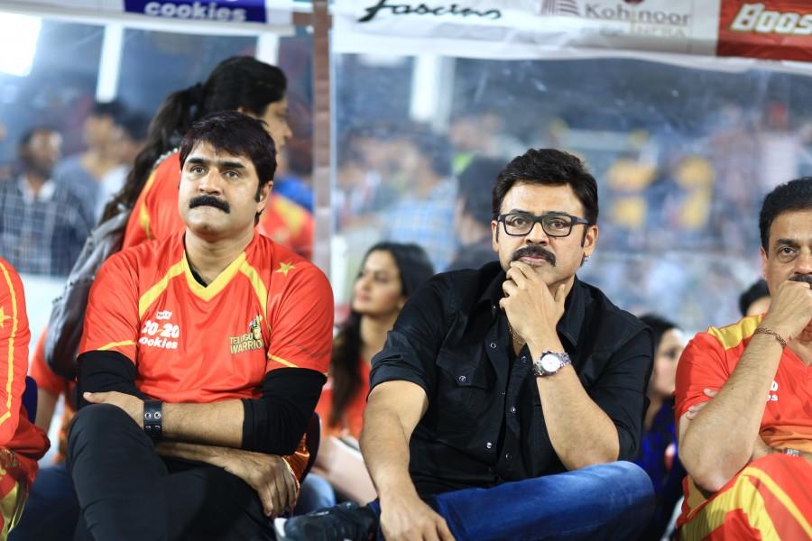 CCL 6 Telugu Warriors vs Karnataka Bulldozers Match held at Hyderabad. CCL 6,Telugu Warriors vs Karnataka Bulldozers,Telugu Warriors,Karnataka Bulldozers,Telugu Warriors vs Karnataka Bulldozers Match photos,Telugu Warriors vs Karnataka Bulldozers Match,Telugu Warriors vs Karnataka Bulldozers pics,Telugu Warriors vs Karnataka