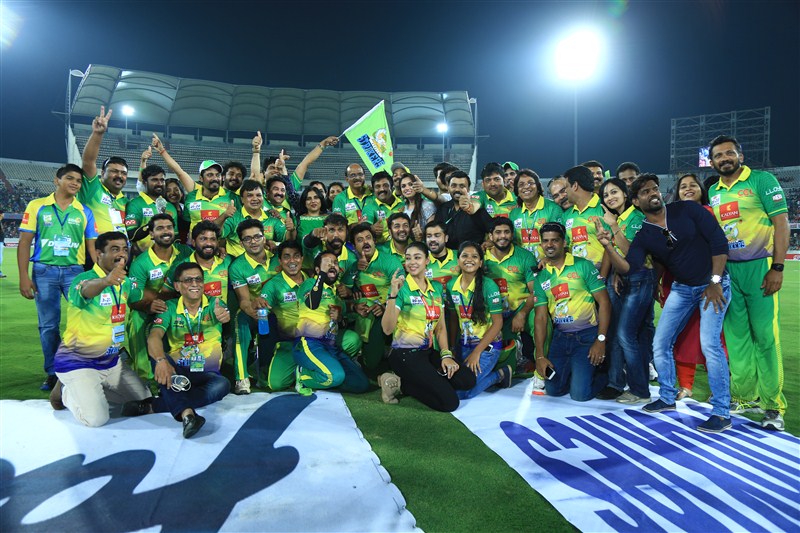 CCL 6 Kerala Strikers Vs Chennai Rhinos Match held at Rajiv Gandhi International Stadium, Uppal in Hyderabad Hyderabad. CCL 6,Kerala Strikers Vs Chennai Rhinos,Kerala Strikers Vs Chennai Rhinos Match,Kerala Strikers,Chennai Rhinos,CCL,CCl 2016,Celebrity Cricket League 6,Celebrity Cricket League,Celebrity Cricket League 2016,Sonia Agarwal,Nikesha Patel,Angana Roy,Sanam Shet