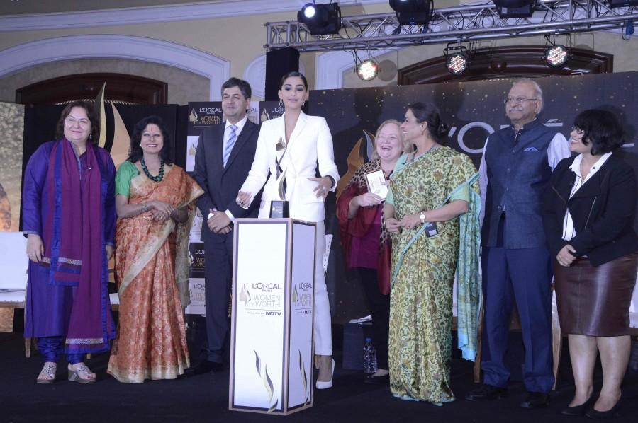 Actress Sonam Kapoor, who as L'Oreal Paris brand ambassador on Monday unveiled the trophy, introduced the jury and announced the categories and the nominees for the Women of Worth Awards 2016. Sonam Kapoor,Sonam Kapoor at Women of Worth,L'Oreal Paris,Actress Sonam Kapoor,nominees for the Women of Worth Awards,Women of Worth Awards