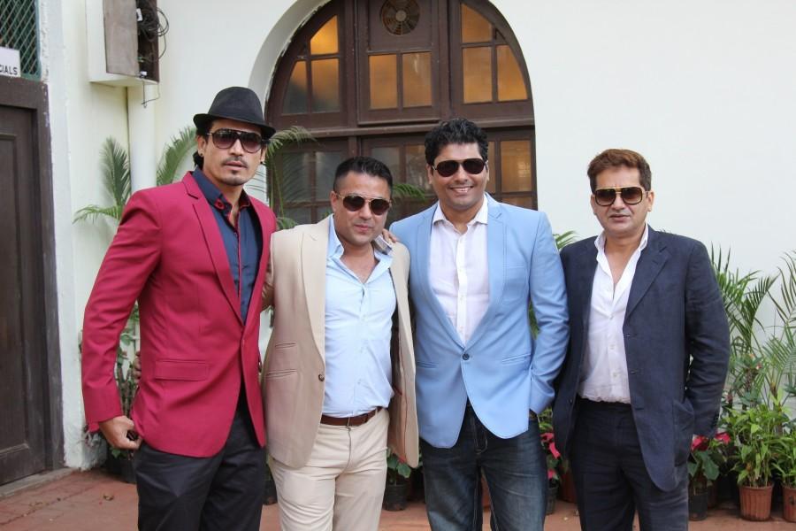 Celebs at the IBJA Cup (India Bullion & Jewellers Association) at the MC Dowell's Derby Day held at RWITC, Mahalaxmi Racecourse. Kareena Kapoor Khan,Saif Ali Khan,Kareena Kapoor Khan and Saif Ali Khan,IBJA Cup,India Bullion & Jewellers Association,MC Dowell's Derby Day,Celebs at IBJA Cup