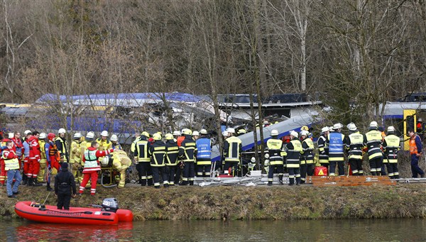 Four people were killed when two trains collided head-on in the southern German state of Bavaria on Tuesday. Bavaria train crash,Bavaria train crash in southern Germany,Bavaria train,German train crash,southern German,Germany train,Bavaria