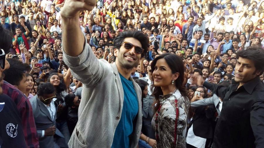 Lead pair of the upcoming film 'Fitoor', Aditya Roy Kapur and Katrina Kaif are on a promotional spree. Aditya Roy Kapur,Katrina Kaif,Aditya Roy Kapur and Katrina Kaif,Fitoor,bollywood movie Fitoor,Fitoor promotion,Fitoor movie promotion