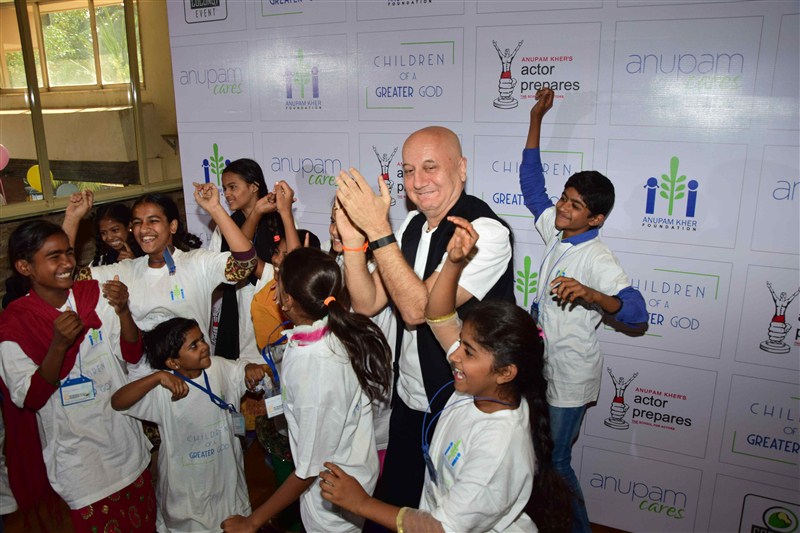 Actor Anupam Kher, who was conferred the Padma Bhushan on this Republic Day, Anupam Kher,actor Anupam Kher,Anupam Kher celebrates Padma Bhushan,Anupam Kher celebrates Padma Bhushan with specially-abled kids,Anupam Kher celebrates with specially-abled kids,specially-abled kids