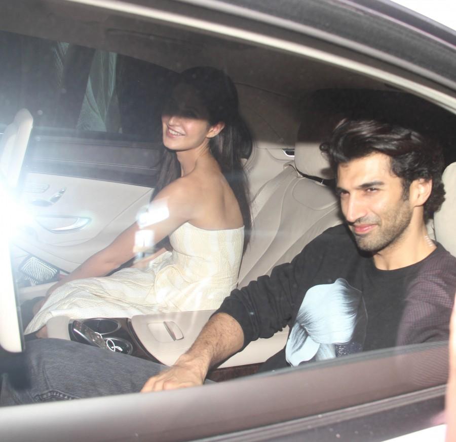 The special screening of the Bollywood movie Fitoor held on 10 Febuary. Celebs like Katrina Kaif, Aditya Roy Kapur, Arjun Rampal grace the event. 'Fitoor' Special Screening,Fitoor Special Screening,Special Screening Fitoor,celebs at Fitoor Special Screening,Katrina Kaif,Aditya Roy Kapur,Sidhharth Roy Kapur,Sudhir Mishra,Arjun Rampal,Aditi Rao Hydari,Akshay Oberoi,Rahul Bhat,Pragya Yadav,A