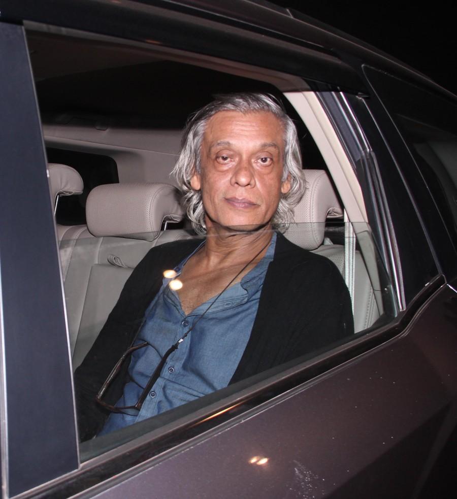 The special screening of the Bollywood movie Fitoor held on 10 Febuary. Celebs like Katrina Kaif, Aditya Roy Kapur, Arjun Rampal grace the event. 'Fitoor' Special Screening,Fitoor Special Screening,Special Screening Fitoor,celebs at Fitoor Special Screening,Katrina Kaif,Aditya Roy Kapur,Sidhharth Roy Kapur,Sudhir Mishra,Arjun Rampal,Aditi Rao Hydari,Akshay Oberoi,Rahul Bhat,Pragya Yadav,A