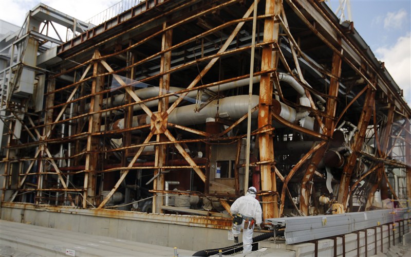 A glimpse of the tsunami-crippled Fukushima Daiichi nuclear power plant, almost five years after the nuclear disaster. Fukushima,tsunami-crippled Fukushima,nuclear power plant,nuclear disaster,Fukushima Daiichi nuclear power plant,Five Years After the Nuclear Disaster,Nuclear Disaster After Five Years