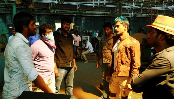Jil Jung Juk is an upcoming Tamil movie. Starring Siddharth and Sananth Reddy in the lead role. Jil Jung Juk,tamil movie Jil Jung Juk,Jil Jung Juk movie review,Jil Jung Juk review,Siddharth,actor Siddharth,Jil Jung Juk movie stills,Jil Jung Juk movie pics,Jil Jung Juk movie images,Jil Jung Juk movie photos,Jil Jung Juk movie pictures
