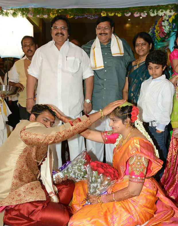 Deepthi and Bharat Wedding photos. Director Vasu,Director Vasu's daughter Deepthi Wedding photos,Director Vasu's daughter Deepthi,Deepthi Weds Bharath Wedding,Deepthi Weds Bharath,Deepthi Wedding photos,Deepthi Wedding pics,Deepthi Wedding images,Deepthi Wedding stills,Deepthi We