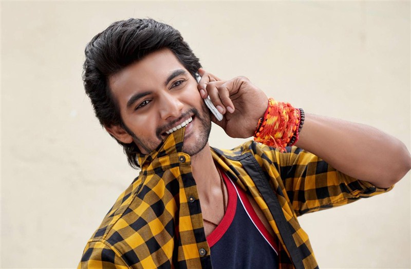 Garam is a 2016 Indian Telugu romantic comedy action Starring Aadi and Adah Sharma in the lead role. Garam,telugu movie Garam,Garam movie review,Garam review,Aadi and Adah Sharma,Aadi,Adah Sharma,Garam movie stills,Garam movie pics,Garam movie images,Garam movie photos,Garam movie pictures