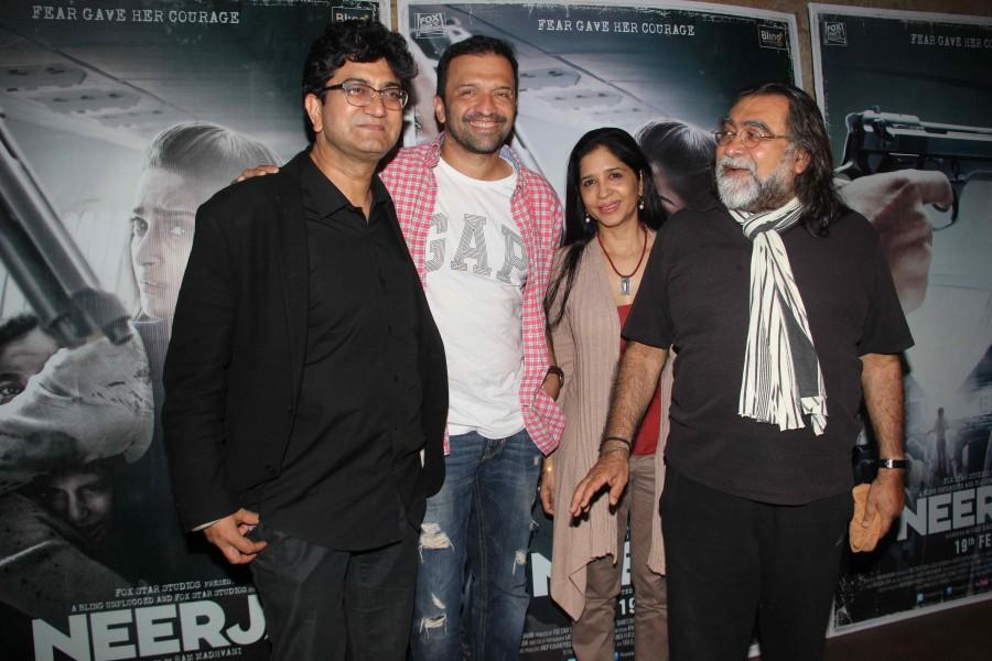 Sonam Kapoor upcoming movie 'Neerja' Special screening held at Light Box. Sonam Kapoor,Neerja,Neerja Special screening at Light Box,Neerja Special screening,Dia Mirza,Huma Qureshi,Sophie Choudry,Neerja Special screening pics,Neerja Special screening images,Neerja Special screening photos,Neerja Special screening stills,Neerja S