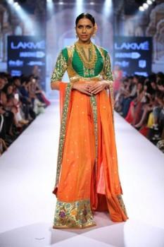 National Award winning designer Neeta Lulla to exhibit Paithani line at 'Make in India' Week.