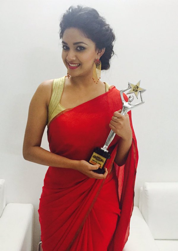 Edison Awards Winners: Jayam Ravi, Arun Vijay, Keerthy Suresh, Pranitha Subhash. Edison Awards Winners,Edison Awards,Edison Awards 2016,Edison Awards Winners pics,Edison Awards Winners images,Edison Awards Winners stills,Edison Awards Winners pictures,Edison Awards pics,Edison Awards images,Edison Awards photos,Edison Awards stills,Ed