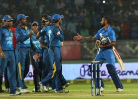 India beat Sri Lanka,India beat Sri Lanka to enter the final,India vs Sri Lanka,India vs Srilanks,India vs Sri Lanka T20 Series,India vs Sri Lanka 3rd T20,Ravichandran Ashwin,Ashwin,Ravichandran Ashwin Man of the Series,Ravichandran Ashwin bowling perform