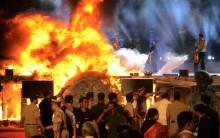 A massive fire on Sunday evening engulfed the stage during a cultural extravaganza at the 'Make In India Week' event
