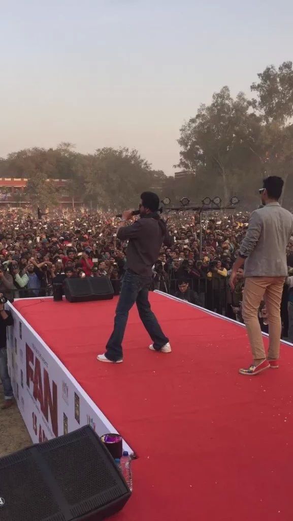 Bollywood actor Shah Rukh Khan launches 'Fan' title track at Hansraj College in Delhi today at 4pm. Shah Rukh Khan,Shahrukh Khan,SRK,Fan Anthem,Fan title track,Fan track,Shah Rukh Khan to launch 'Fan' title track,Shah Rukh Khan launches 'Fan' Anthem,Bollywood movie Fan