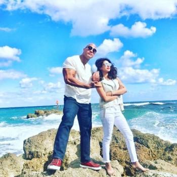 Bollywood actress Priyanka Chopra joins 'Baywatch' movie cast as villain.