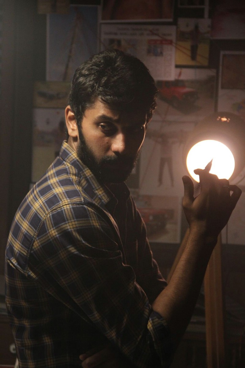 Aarathu Sinam is an upcoming Tamil crime thriller film written and directed by Arivazhagan. Starring Arulnithi, Aishwarya Rajesh in the lead role. Aarathu Sinam,tamil movie Aarathu Sinam,Arulnithi,Aishwarya Rajesh,Arulnithi and Aishwarya Rajesh,Aarathu Sinam movie stills,Aarathu Sinam movie pics,Aarathu Sinam movie images,Aarathu Sinam movie photos,Aarathu Sinam movie pictures,Aarathu Sinam stills,A