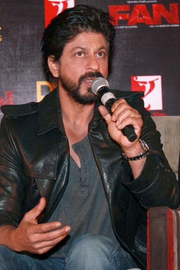 Shah Rukh Khan at 'Fan' Anthem Launch Press Conference - Photos,Images