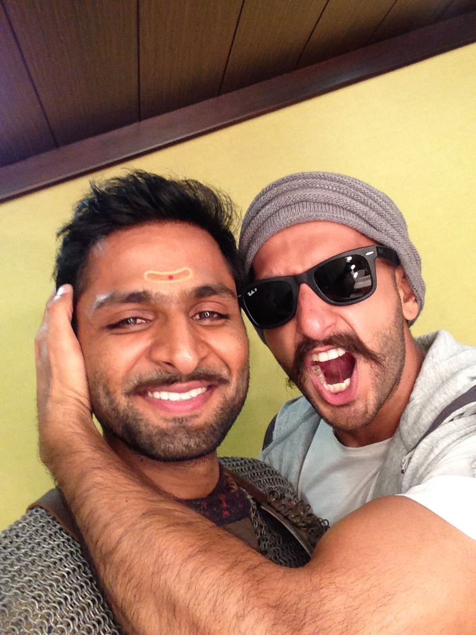 Ranveer Singh with Vaibbhav Tatwawdi in Mr & Mrs Sadachari - Photos ...