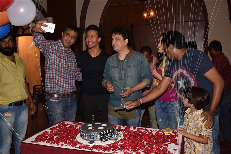 Photos of Team Baaghi celebrates Sajid Nadiadwala's birthday on the set of Baaghi movie. Team Baaghi,Sajid Nadiadwala,Sajid Nadiadwala birthday,Sajid Nadiadwala birthday celebration,Baaghi movie,Baaghi on the sets,Sajid Nadiadwala birthday party,Sajid Nadiadwala celebrations