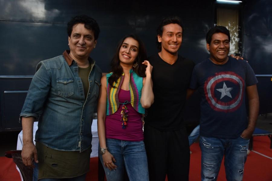 Team Baaghi, consisting of Shraddha Kapoor, Tiger Shroff, Producer Sajid Nadiadwala and Director Sabbir Khan welcomed an audience on the sets of Baaghi. Team Baaghi,Tiger Shroff and Shraddha Kapoor,Tiger Shroff,Shraddha Kapoor,Sajid Nadiadwala,Sabbir Khan,Baaghi,Baaghi on the sets