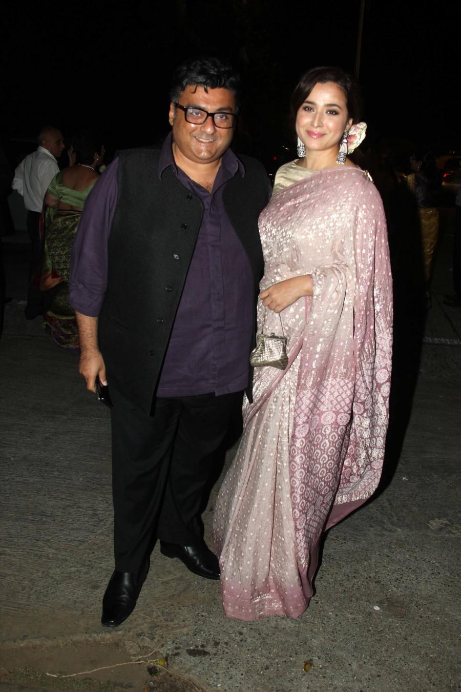 Bollywood actress Kangana Ranaut at Arundhati De and Sahil Sheth wedding reception. Kangana Ranaut,actress Kangana Ranaut,Arundhati De and Sahil Seth wedding reception,Arundhati De wedding reception,Sahil Seth wedding reception,wedding reception,Arundhati De and Sahil Seth wedding,Arundhati De and Sahil Seth marriage,Arundhati De and Sah