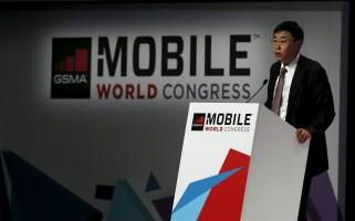 Mark Zuckerberg,Hans Vestberg,Shang Bing,Mobile World Congress,Dongjin Koh,Mobile World,Mobile World Congress pics,Mobile World Congress images,Mobile World Congress stills,Mobile World Congress pictures