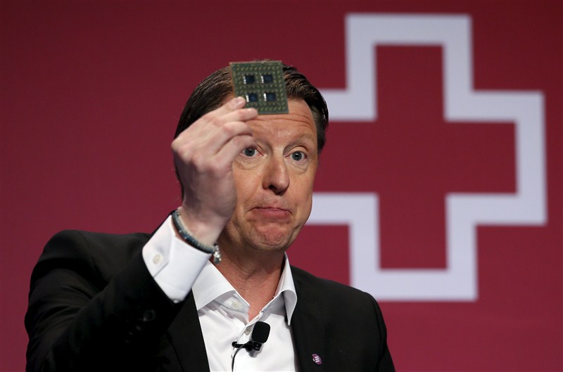 Highlights from the Mobile World Congress in Spain. Mark Zuckerberg,Hans Vestberg,Shang Bing,Mobile World Congress,Dongjin Koh,Mobile World,Mobile World Congress pics,Mobile World Congress images,Mobile World Congress stills,Mobile World Congress pictures